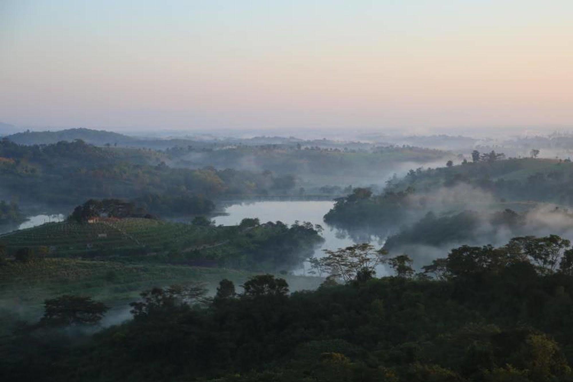 Chiang Rai Valley Resort @Doi Hom Fha แม่จัน ภายนอก รูปภาพ